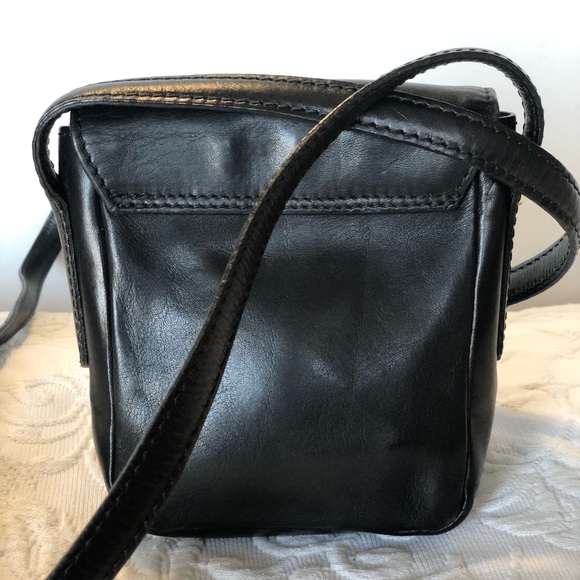 Timberland black leather small crossbody - Picture 3 of 11